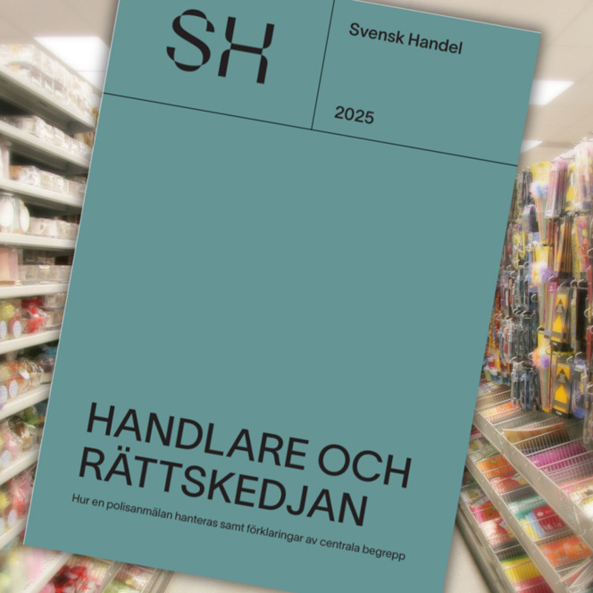 En skylt som är placerad mitt i en butik.