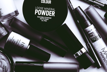 Organiserade stölder av smink i Stockholmsområdet