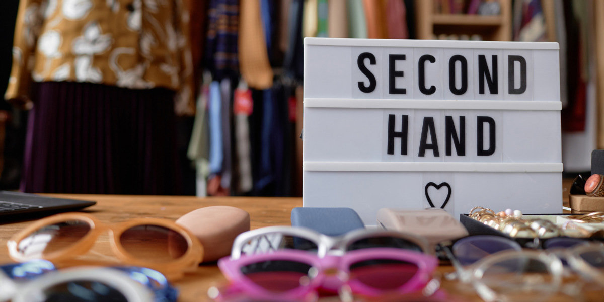 second hand